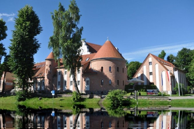 Hotel St. Bruno**** - centrum biznesu w Krainie Wielkich Jezior