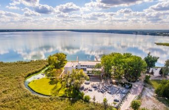 Nowoczesny obiekt konferencyjny nad jeziorem? Polecamy Navigator Hotel i Konferencje w Zbąszyniu