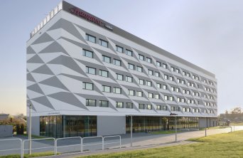 Hampton By Hilton wesprze ofertę noclegową krakowskiego lotniska Balice. Otwarcie nowego hotelu już w marcu.