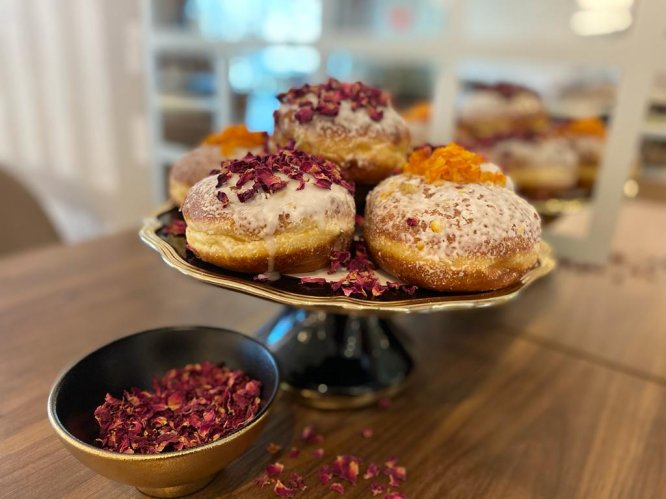 Pączki na ratunek zwierzakom! Tłustoczwartkowa akcja charytatywna hotelu Metropolo by Golden Tulip