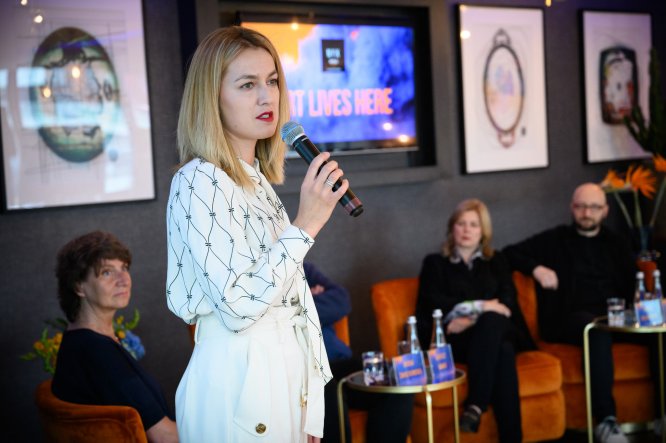 NYX Hotel Warsaw jeszcze szerzej otwiera swoje drzwi dla sztuki - inauguracja projektu NYX Hotels – Art Lives Here