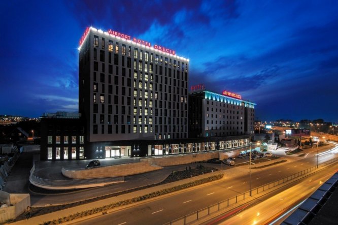 Hotel Konferencyjny przy lotnisku, czyli Airport Hotel Okęcie. 