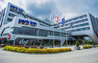 Park Inn by Radisson Kraków wprowadza nową restaurację Vibes oraz zapowiada modernizację sal konferencyjnych.