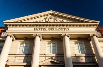 Pragaleria i Hotel Bellotto po letnim „Spotkaniu ze Sztuką”. Tym razem tematem była grafika warsztatowa.