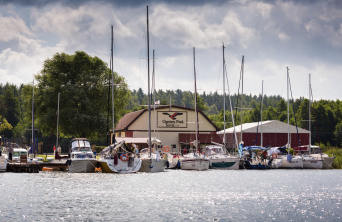 Spotkanie biznesowe nad jeziorem, czyli Hotel Ognisty Ptak