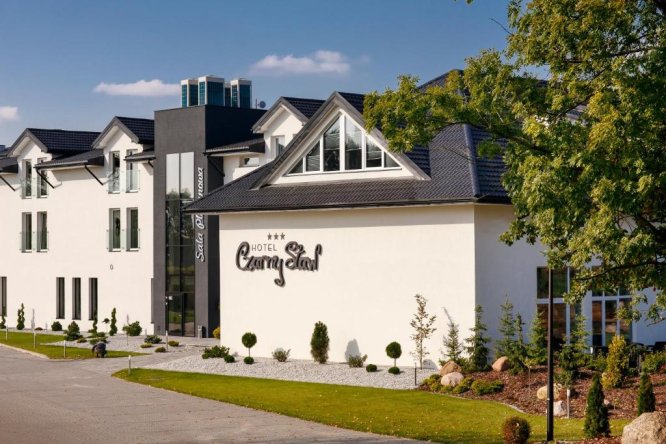 Hotel Czarny Staw – konferencje, szkolenia i noclegi blisko Łodzi