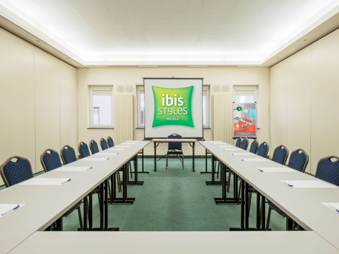 ibis Styles Warszawa West - sale konferencyjne i noclegi biznesowe w Warszawie
