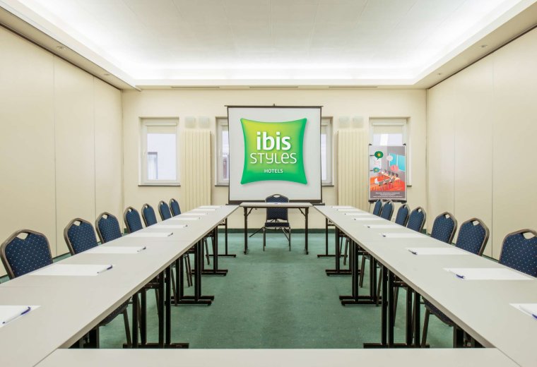 ibis Styles Warszawa West - sale konferencyjne i noclegi biznesowe w Warszawie