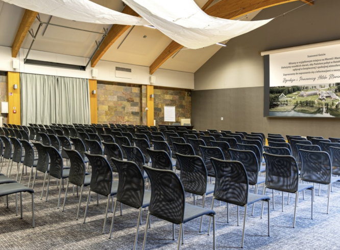 Hotel Marina Club &ndash; zaplecze konferencyjne nad jeziorem w okolicach Olsztyna