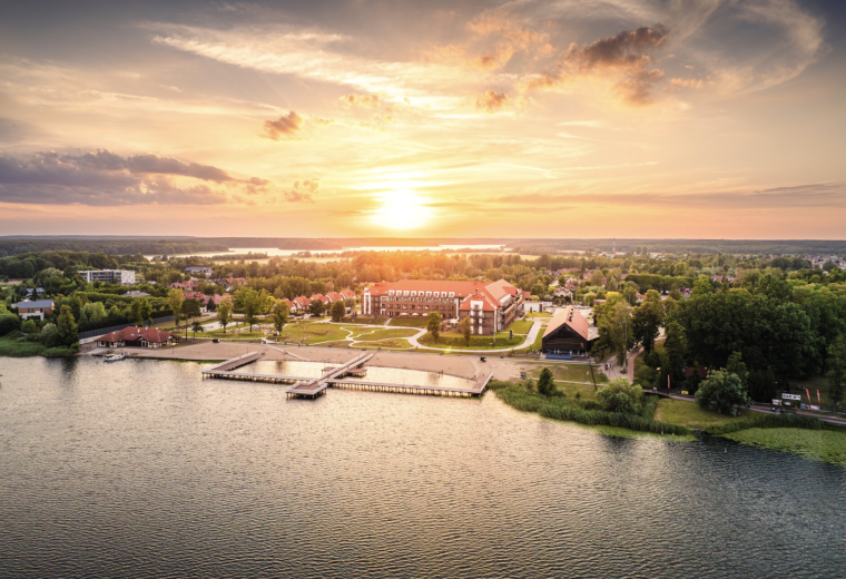 Lake Hill Mazury dołącza do Radisson Hotel Group. Prestiżowy obiekt na Mazurach w międzynarodowej sieci