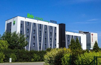 Markowy hotel na konferencje - Ibis Styles Warszawa West 