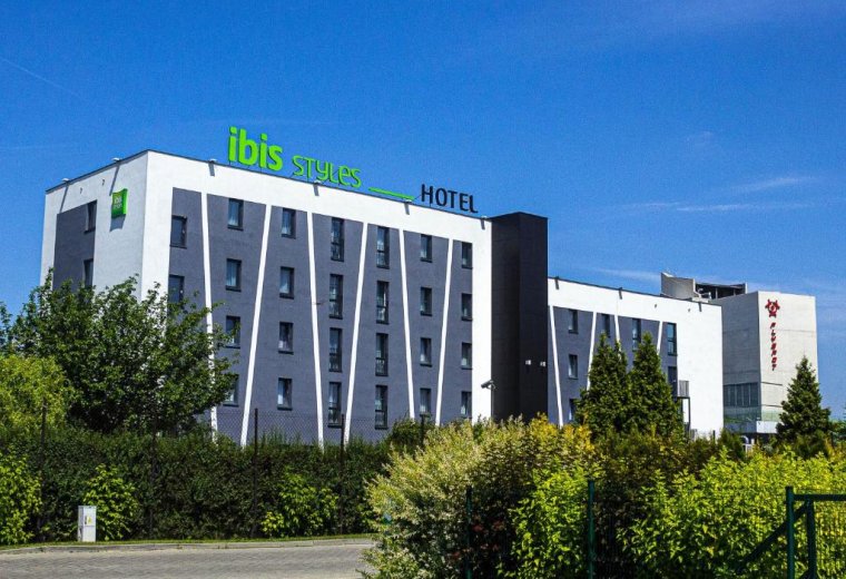 Markowy hotel na konferencje - Ibis Styles Warszawa West 