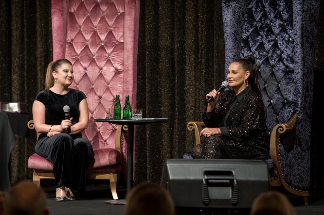 &bdquo;Sztuka Bycia&rdquo; śmiały format wydarzenia.  Talk show przenosi się ze studia telewizyjnego prosto do widz&oacute;w