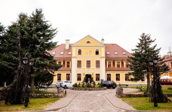 Pałac w Rymaniu - konferencje i eventy biznesowe w XVIII-wiecznej przestrzeni