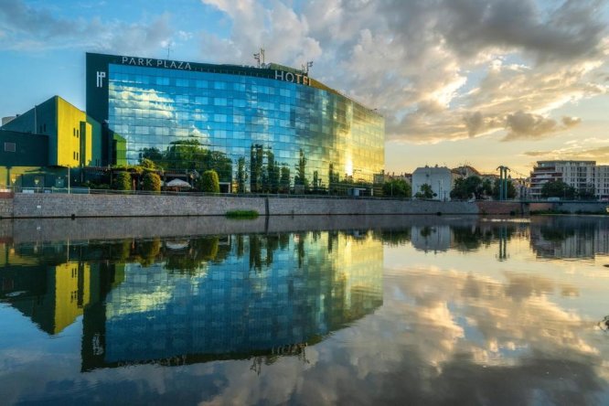 Hotel HP Park Plaza Wrocław - biznesowy adres nad Odrą