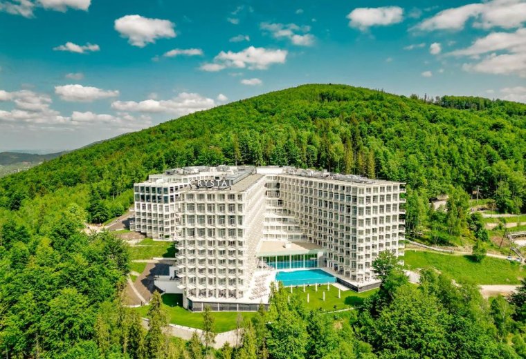 Crystal Mountain Resort jako centrum biznesu w Beskidach