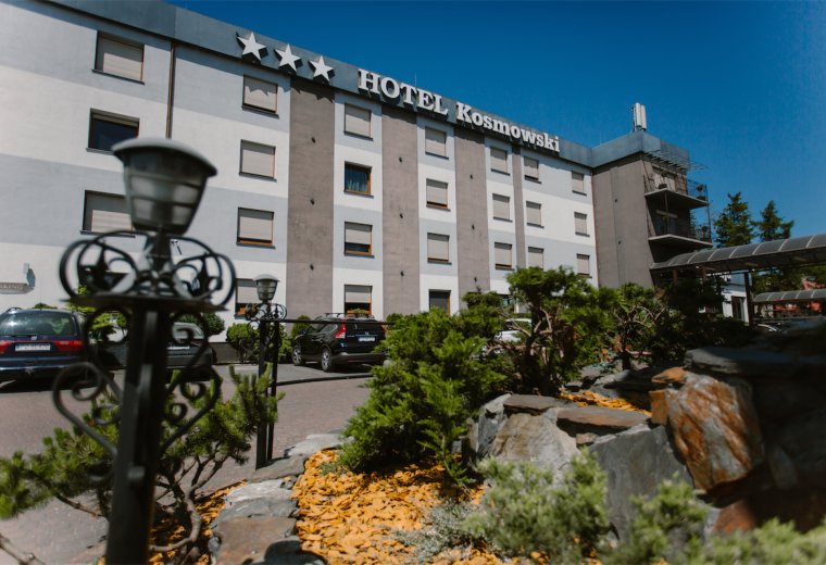 Hotel Kosmowski we Wrześni - kompleksowa baza dla biznesu, eventów i wypoczynku