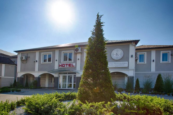 Koń Napoleona i 14 sal konferencyjnych - poznaj Hotel Kuźnia Napoleońska