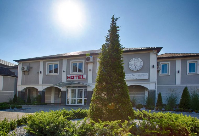 Koń Napoleona i 14 sal konferencyjnych - poznaj Hotel Kuźnia Napoleońska