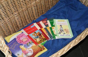 Radisson Blu Kraków – zbieramy książki dla dzieci