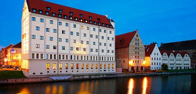 Statuetka Top Hotel dla Qubus Gdańsk