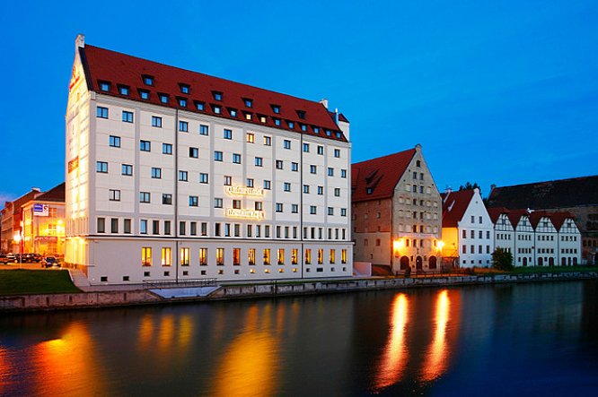 Statuetka Top Hotel dla Qubus Gdańsk