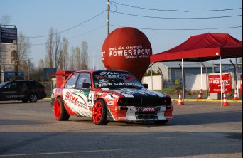 Drift TAXI – ostra jazda bez trzymanki