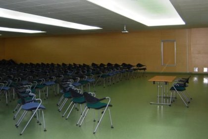 obiekt konferencyjny - Ośrodek Sportu i Rekreacji Dzielnicy Śródmieście ul. Polna 7A - zdjęcie 6