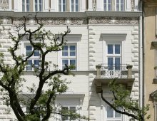 The Bonerowski Palace*****