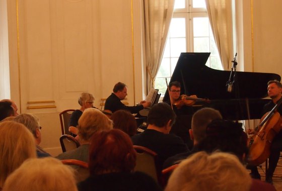 pałac - Pałac w Jabłonnie - Usługi - zdjęcie 5