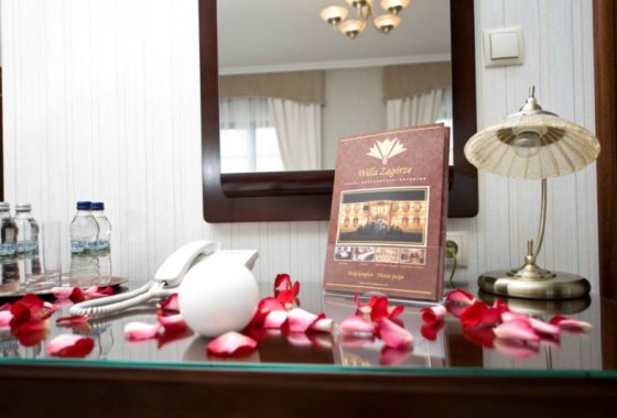 pałac - Willa Zagórze - nowy obiekt 6 km od Warszawy - hotel, restauracja, catering - Pokoje - zdjęcie 1