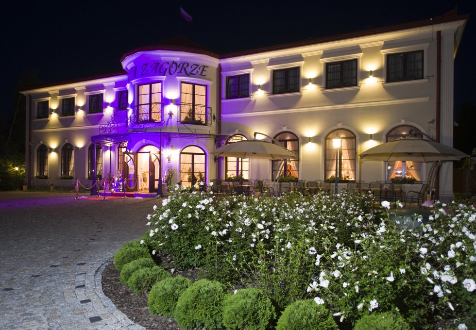 pałac - Willa Zagórze - nowy obiekt 6 km od Warszawy - hotel, restauracja, catering