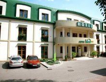Hotel Ideal w Pruszkowie