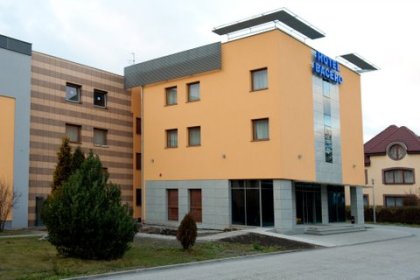 hotel *** - Hotel Bacero - zdjęcie 1