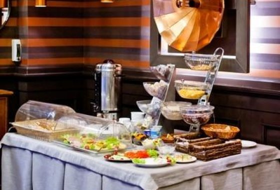 hotel *** - Hotel i Restauracja "W Starej Kamienicy" Gniezno - Usługi - zdjęcie 4