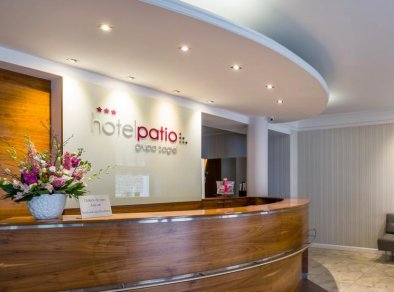 Hotel Patio- recepcja- SaleBiznesowe.pl