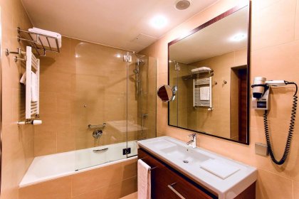 hotel **** - NH Poznań - zdjęcie 9