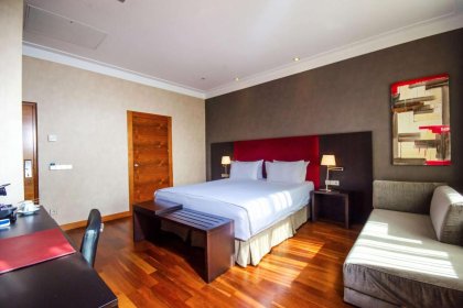 hotel **** - NH Poznań - zdjęcie 10