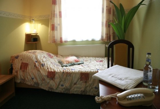 hotel - Hotel i Restauracja „U Kroczka” - Pokoje - zdjęcie 2