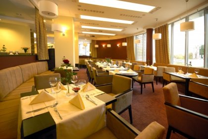 hotel **** - Qubus Hotel Kielce - zdjęcie 2
