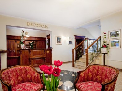 Hotel Pod Złotą Różą - recepcja - SaleBiznesowepl