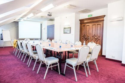 hotel **** - Hotel Pod Złotą Różą - zdjęcie 9