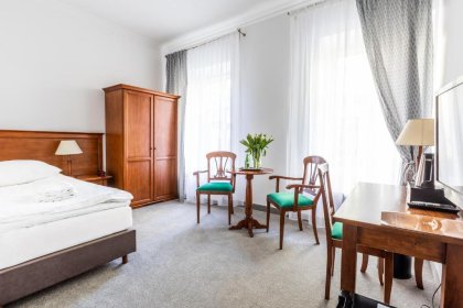 hotel **** - Hotel Pod Złotą Różą - zdjęcie 18