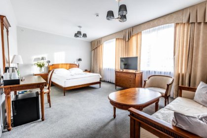 hotel **** - Hotel Pod Złotą Różą - zdjęcie 17