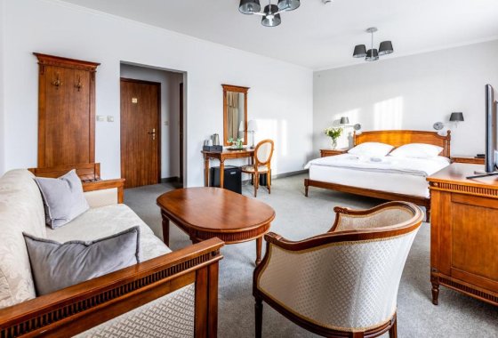 hotel **** - Hotel Pod Złotą Różą - Pokoje - zdjęcie 5
