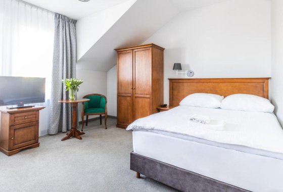 hotel **** - Hotel Pod Złotą Różą - Pokoje - zdjęcie 4