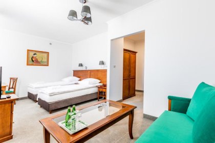 hotel **** - Hotel Pod Złotą Różą - zdjęcie 13