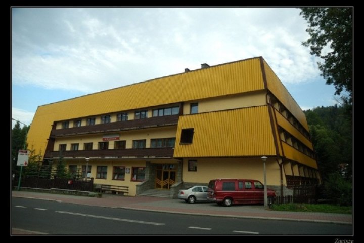 „Zacisze” ośrodek wypoczynkowo szkoleniowy