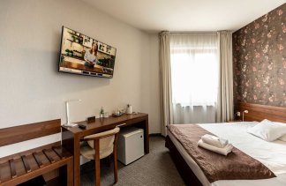 hotel *** - Hotel Esperanto - zdjęcie 1 