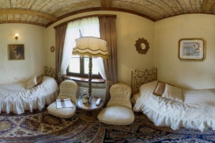 hotel *** - Dwór Chotynia - zdjęcie 11